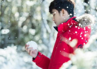 雪地写真男,捕捉青春的瞬间