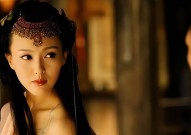 同龄女星颜值反差正脸绝美侧脸反差大细数这7位美貌饱受争议的女星！