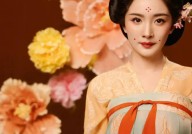 《长安的荔枝》杨幂唐装美出圈？手残党也能用AI拍同款写真了！